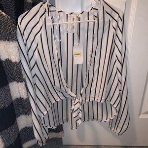 NWT Open Front Tie Wrap Top